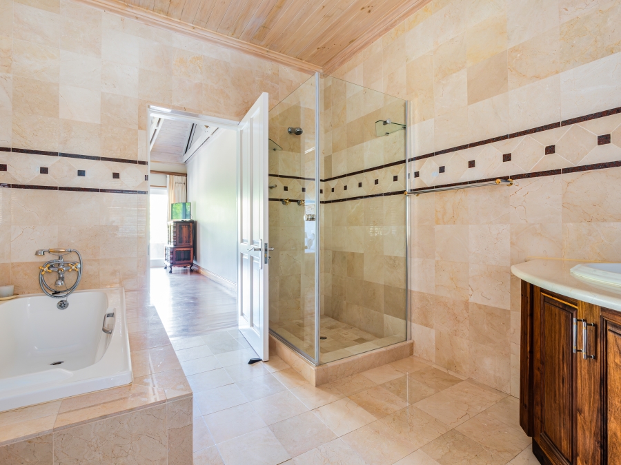 5 Bedroom Property for Sale in The Heads Western Cape